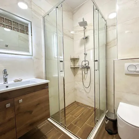 The First Light Apartment Durrës